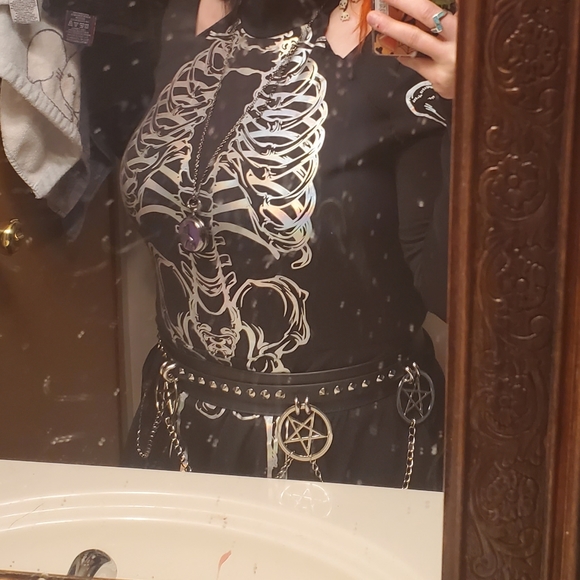 Modern hero - Picture 6 of 6